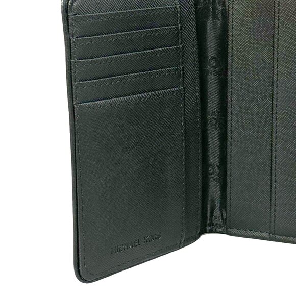 EUC - Michael Kors Passport Case/Holder - Picture 6 of 13